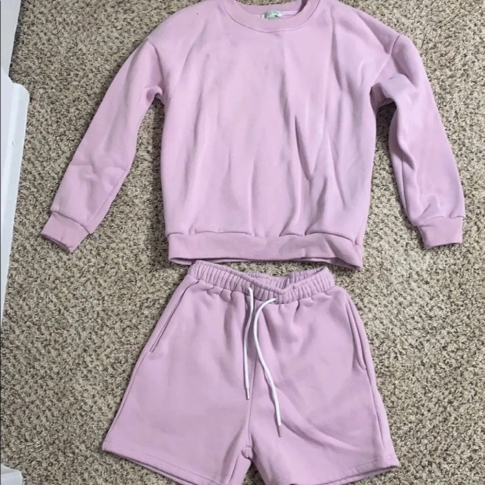 Lounge Set - image 3